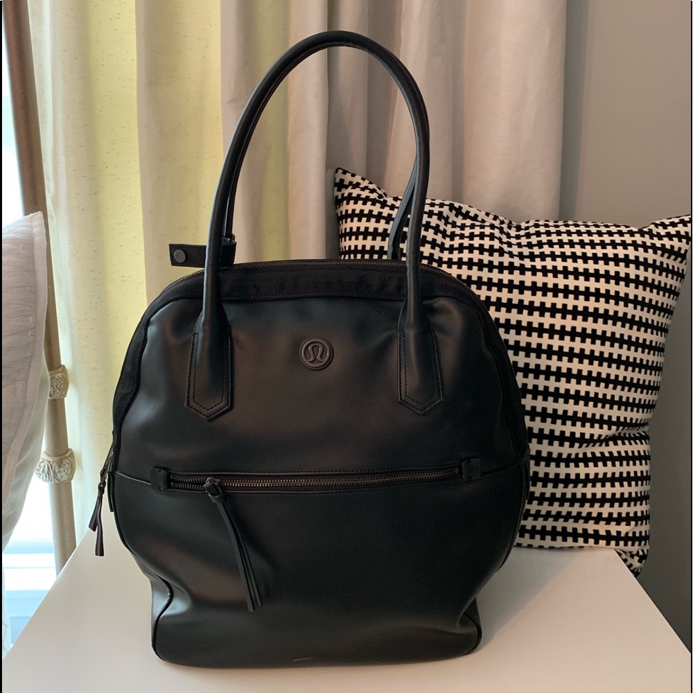 LULULEMON Matte Black Workout Tote